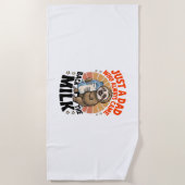 ナマケモノを着た父の日tシャツ ビーチタオル (正面)