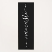 ナマステイニシャルパーソナライズされた白黒 ヨガマット (正面)