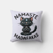 「ナマステマダファカス」のおもしろい猫好き クッション (正面)