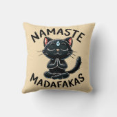 「ナマステマダファカス」のおもしろい猫好き クッション (裏面)