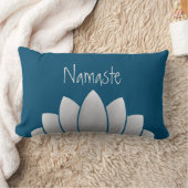 ナマステモダンロータスフローラ ランバークッション (ブランケット)