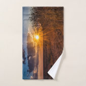 ナミビアのカラハリ砂漠に沈む夕日 バスタオルセット (ハンドタオル)