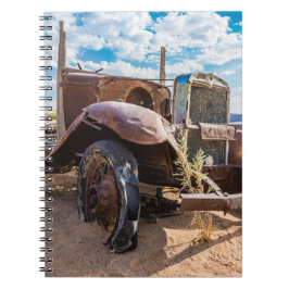 ナミビアのソリティアにある古くて捨てられた#3車 ノートブック