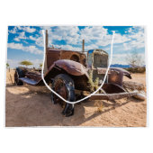 ナミビアのソリティアにある古くて捨てられた#3車 ラージペーパーバッグ (正面)