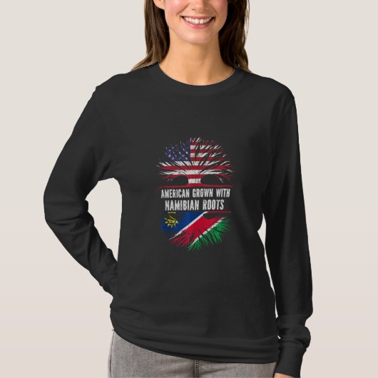 ナミビアンルーツアメリカ国旗Namibiで栽培されたアメリカ人 Tシャツ (正面)