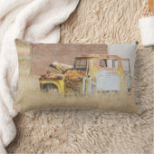 ナミビア・アフリカ放棄された車の難破風景 ランバークッション (ブランケット)