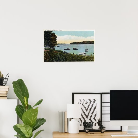 ナローズでのボートの眺め ポスター (ホームオフィス)