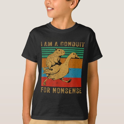 ナンセンスの導管 カピバラ ガチョウ Tシャツ (正面)
