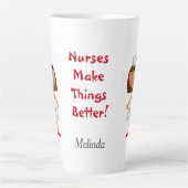 ナースが物事を改善 カフェラテマグ (正面)