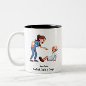 ナースが頑固な高齢の患者を倒す ツートーンマグカップ (左)