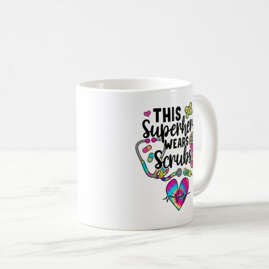 ナースこのスーパーヒーローはスクラブを着ている コーヒーマグカップ (正面右)