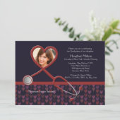 ナースにハートの写真の卒業の招待状があります 招待状 (スタンド正面)