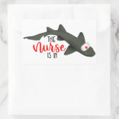 ナースのサメが入る 長方形シール (バッグ)