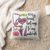 ナースのハートは自分の患者に属している クッション (ブランケット)