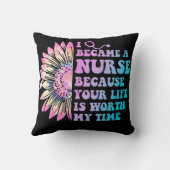 ナースの命は私の時間の価値がある クッション (裏面)