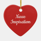ナースの感動的なハートのクリスマスのギフト セラミックオーナメント (正面)