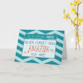 ナースの日、驚くべきティール(緑がかった色)シェブロンストライプ カード (黄色い花)