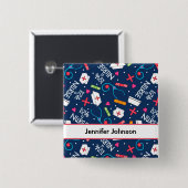 ナースの芸術の濃紺の名前のパーソナライズなバッジを愛して下さい 缶バッジ (正面&裏面)