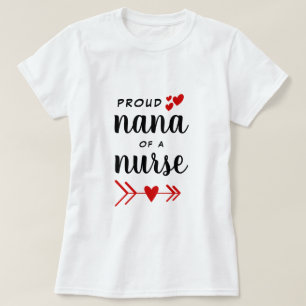ナースの誇りを持ったナナ赤いハート Tシャツ