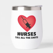 ナースはショットを呼び出し、茎のないワインのタンブラー (左面)