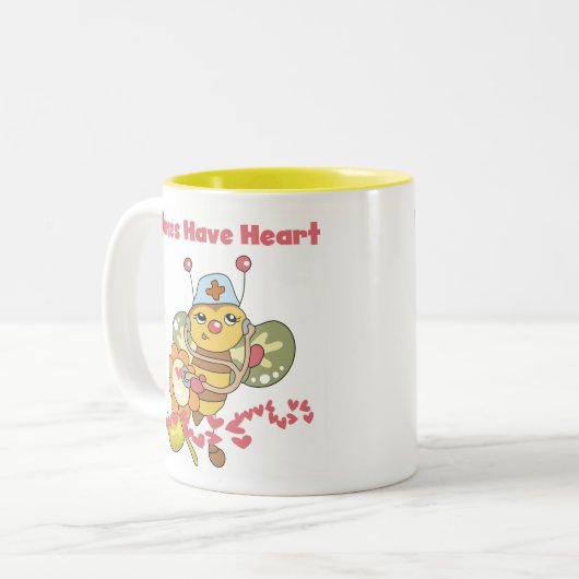 ナースはハートのマグを持っています ツートーンマグカップ (正面左)