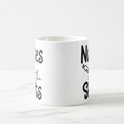 ナースは全てを攻撃する コーヒーマグカップ (中央)