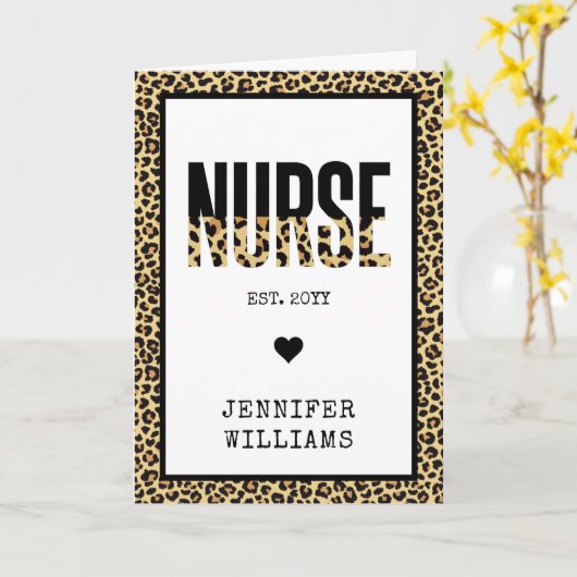 ナースエストパーソナライズされたチーターRN卒業 カード (黄色い花)