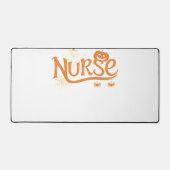 ナースハロウィーンかわいい幽霊とパンプキンエッセンシャルT デスクマット (正面)