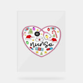 ナースハート、ハロウィーンのオーバーサイズTシャツ アクリルサイン (正面)