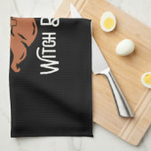 ナースバイデイウィッチバイナイト – 面白いハロウィーンナーツ キッチンタオル (四つ折り)