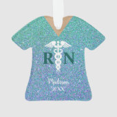 ナースパーソナライズされたティール（緑がかった色）ブルーグリッタースクラブトップ オーナメント (裏面)