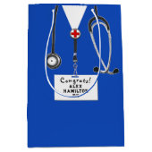 ナースパーソナライズされた卒業媒体抱き枕 ミディアムペーパーバッグ (正面)