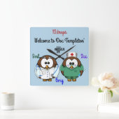 ナースフクロウ&ドックフクロウ スクエア壁時計 (ホーム)