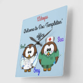 ナースフクロウ&ドックフクロウ スクエア壁時計 (傾斜)