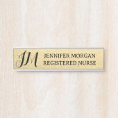ナースモノグラムイニシャル金ゴールドブラックプロフェッショナル サインプレート (正面)