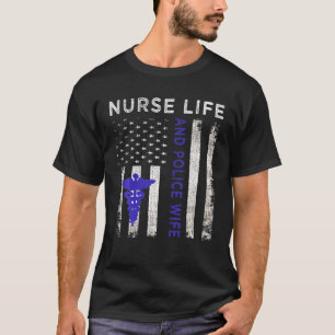 ナースライフと警察妻ヴィンテージ国旗American G Tシャツ