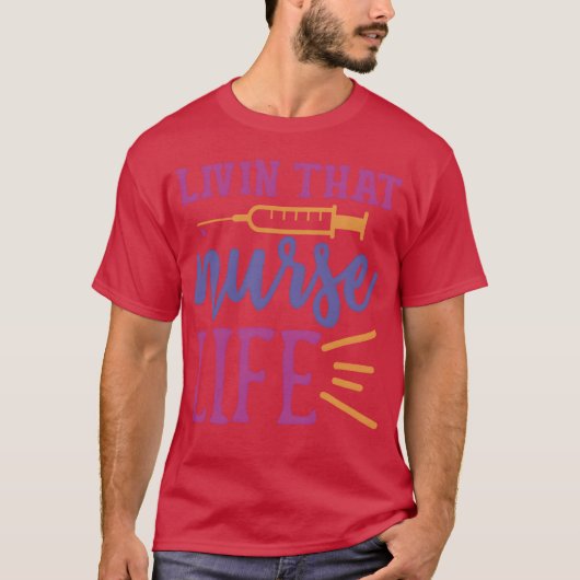 ナースライフを楽しむ友達の引用 Tシャツ (正面)