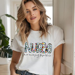 ナースワンアメージングスーパーヒーローモダンタイポグラフィ トライブレンドＴシャツ<br><div class="desc">このモダンデザインは、カラフルタイポグラフィの文字「ナース1の素晴らしいスーパーヒーロー」を特徴とする。#nurse #medicine #medical #nursingstaff #gifts #gift #giftsfornurses #fashion #style #fashionable #t-shirtsボックスr hador kr hazr hador thボックス#heatlth #healthcare #tshirtsfornurses</div>