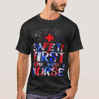 ナース愛国ナース4tの安全第一ドリンク tシャツ