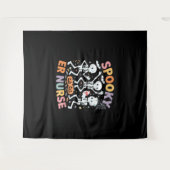 ナース看護かわいいハロウィン不気味エッセンシャルT-Sh タペストリー (正面(横))