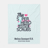 ナース素晴らしスーパーヒーローことわざタイポグラフィ フリースブランケット (正面)