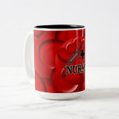 ナース血球スポイトのハートのロゴ ツートーンマグカップ (正面左)