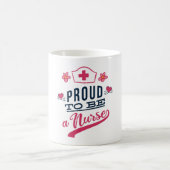 ナース誇りを持ったになる コーヒーマグカップ (中央)
