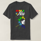 ナース誇りを持った自閉症啓発男性女性が愛を受け入れる Tシャツ (デザイン正面)