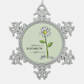 ナース誕生日宗教的グリーンデイジー パーソナライズされた スノーフレークピューターオーナメント (正面)