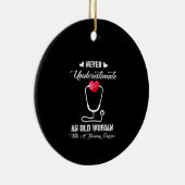 ナース贈与 |高齢女性の看護を過小評価しない セラミックオーナメント (右)