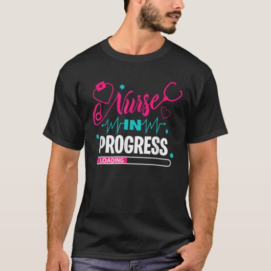ナース進行中の看護学校学生未来ニュー Tシャツ (正面)