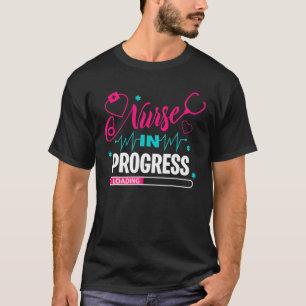 ナース進行中の看護学校学生未来ニュー Tシャツ
