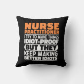 ナース開業医かわいいものを作ろうとしおもしろいる クッション (裏面)