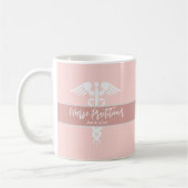 ナース開業医赤面ピンクホワイトパーソナライズされた コーヒーマグカップ (左)